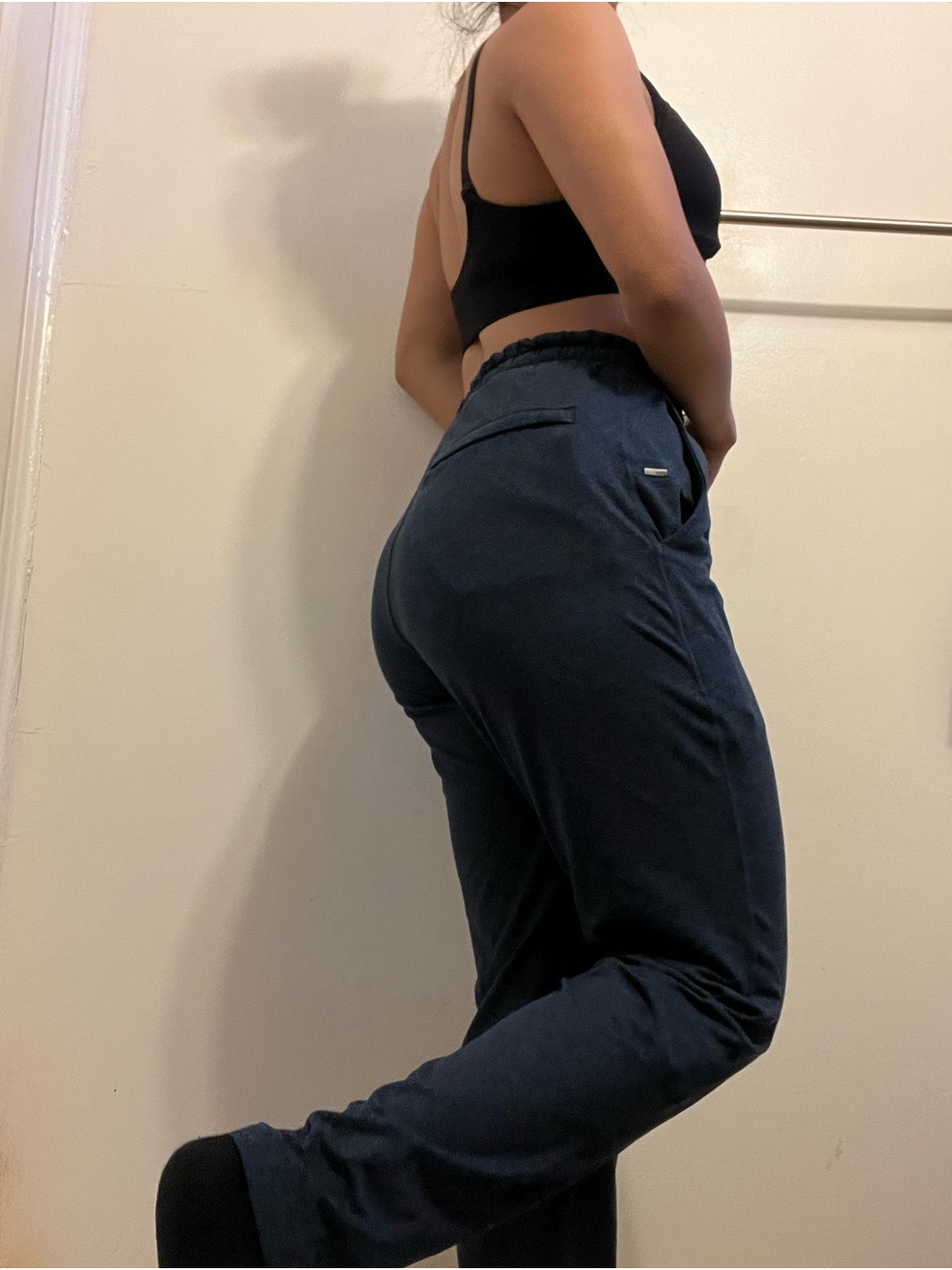 JY26 Vuori Pants - Picture 2 of 4